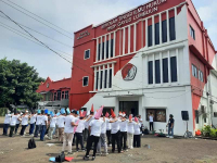 Extension Class Program STIH Prof Gayus Lumbuun Nomor Photo Gallery 2